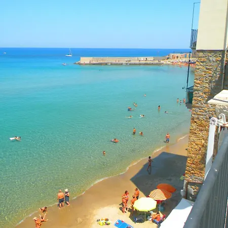 Lejlighed A Charming Studio With Terrace Overlooking The Sea *