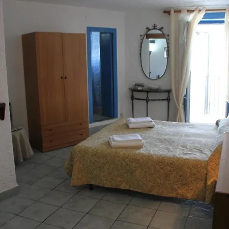 A Charming Studio With Terrace Overlooking The Sea Lejlighed *